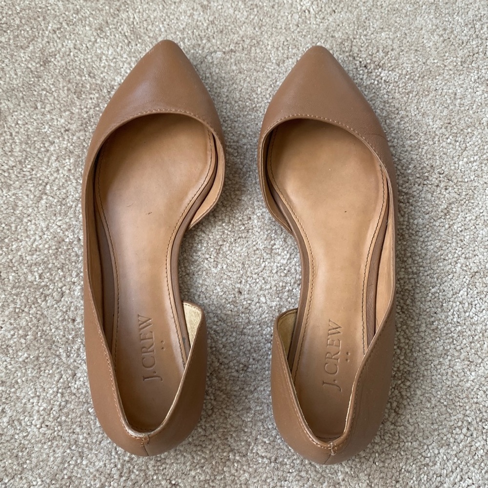 Camel color pointed toe flats